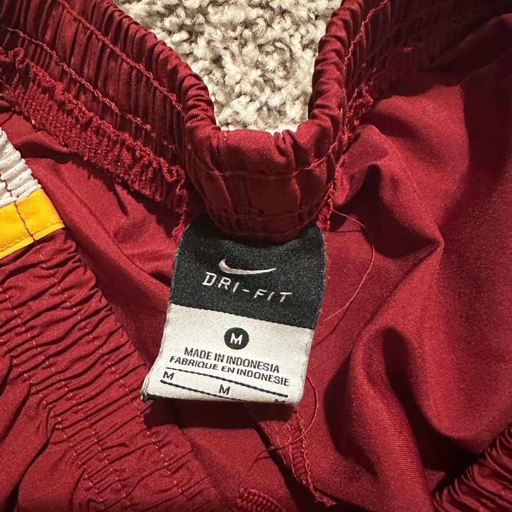 Nike Women's USC Trojans Dri-Fit Tempo Shorts Red MED Southern California - Picture 5 of 6